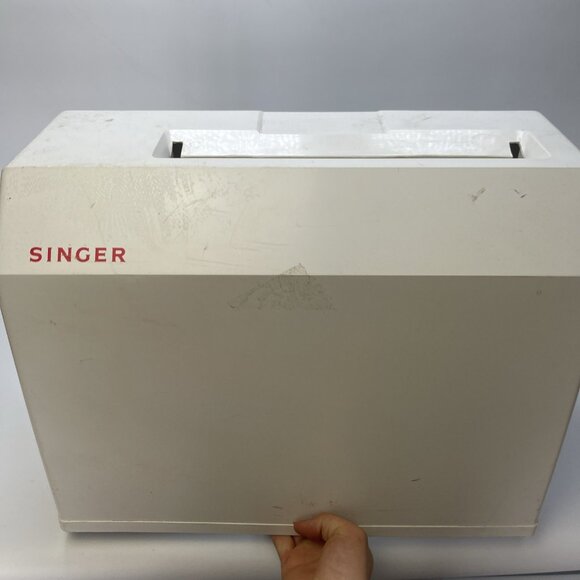 Original Singer 9005 Sewing Machine Plastic Protective Carrying Storage Case** - Picture 8 of 8